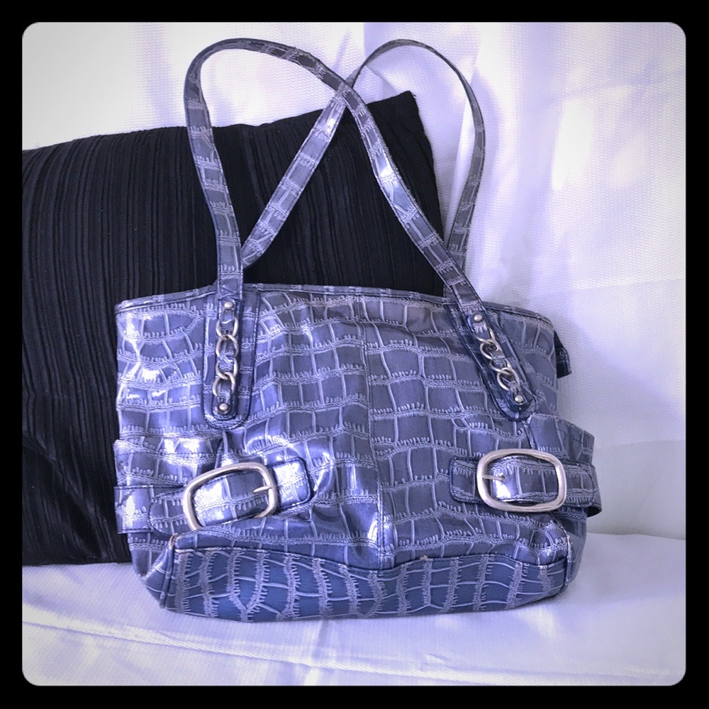 🛍BARGAIN BIN🛍Blue Faux Crocodile Tote